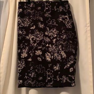 Floral print pencil skirt